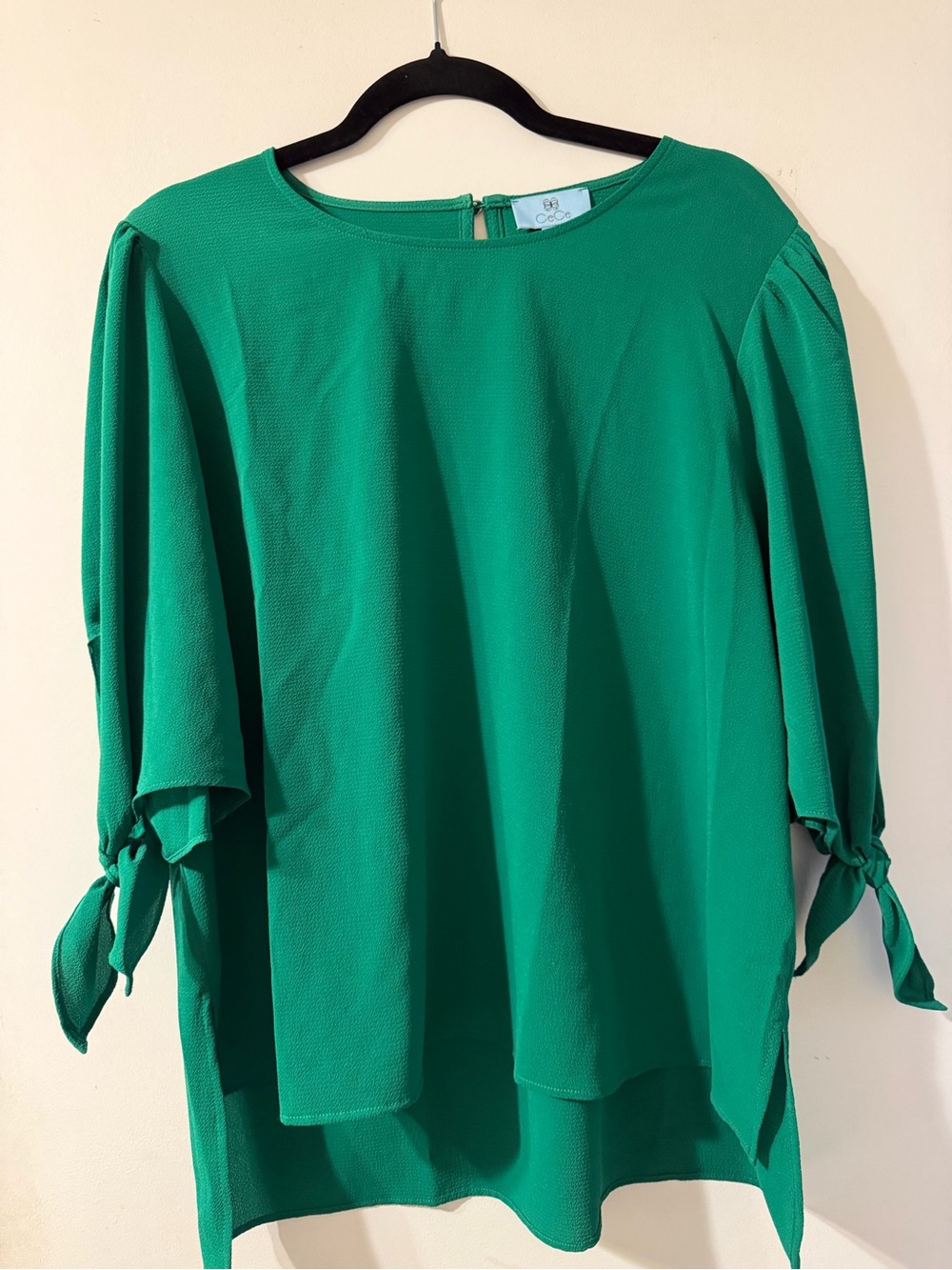CeCe Emerald Green Tie-Sleeve Blouse